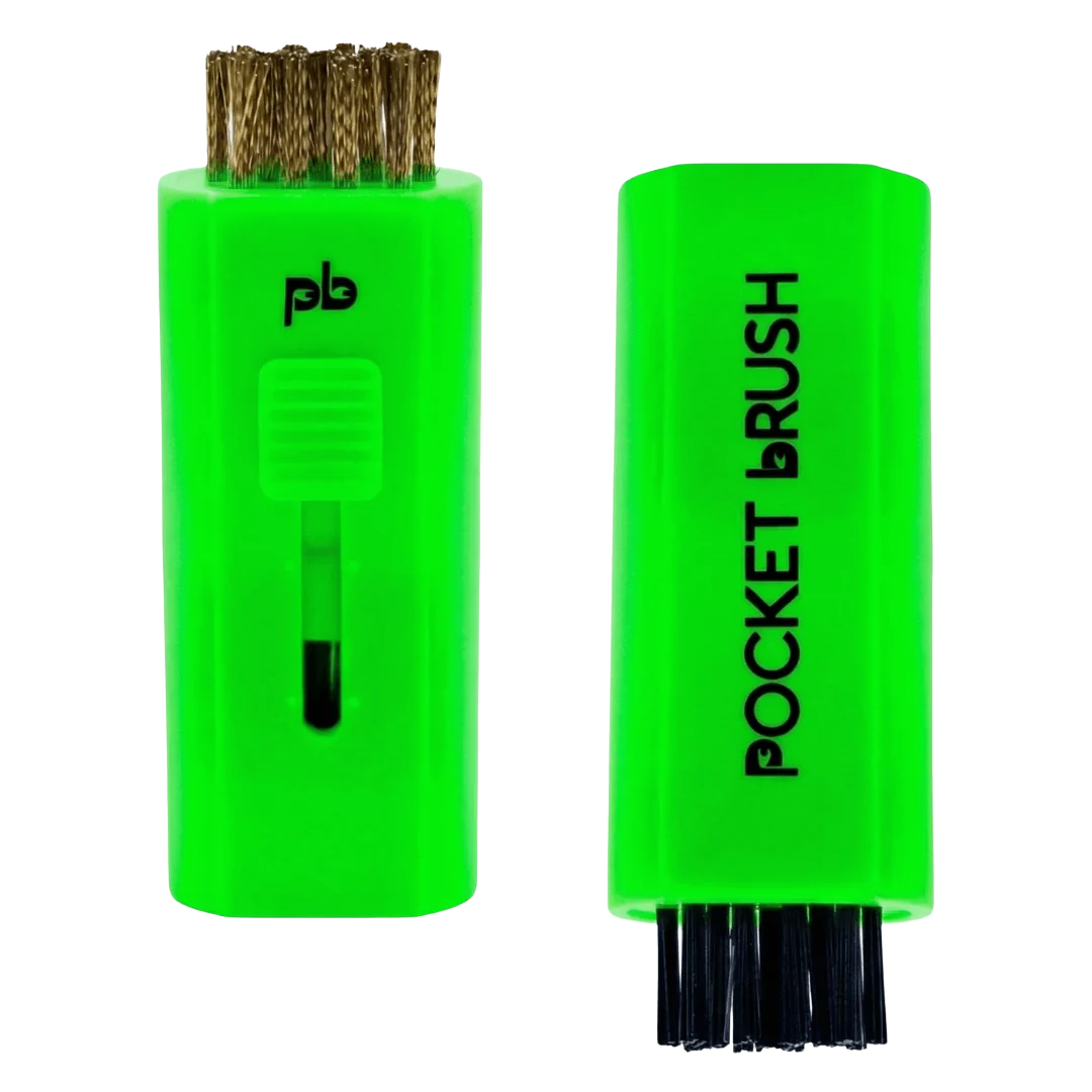 Pocket Brush 2-Sided Mini Club Brush